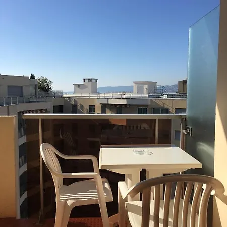 Appartement Studio 4 Personnes Promenade Des Bains Apartamento *